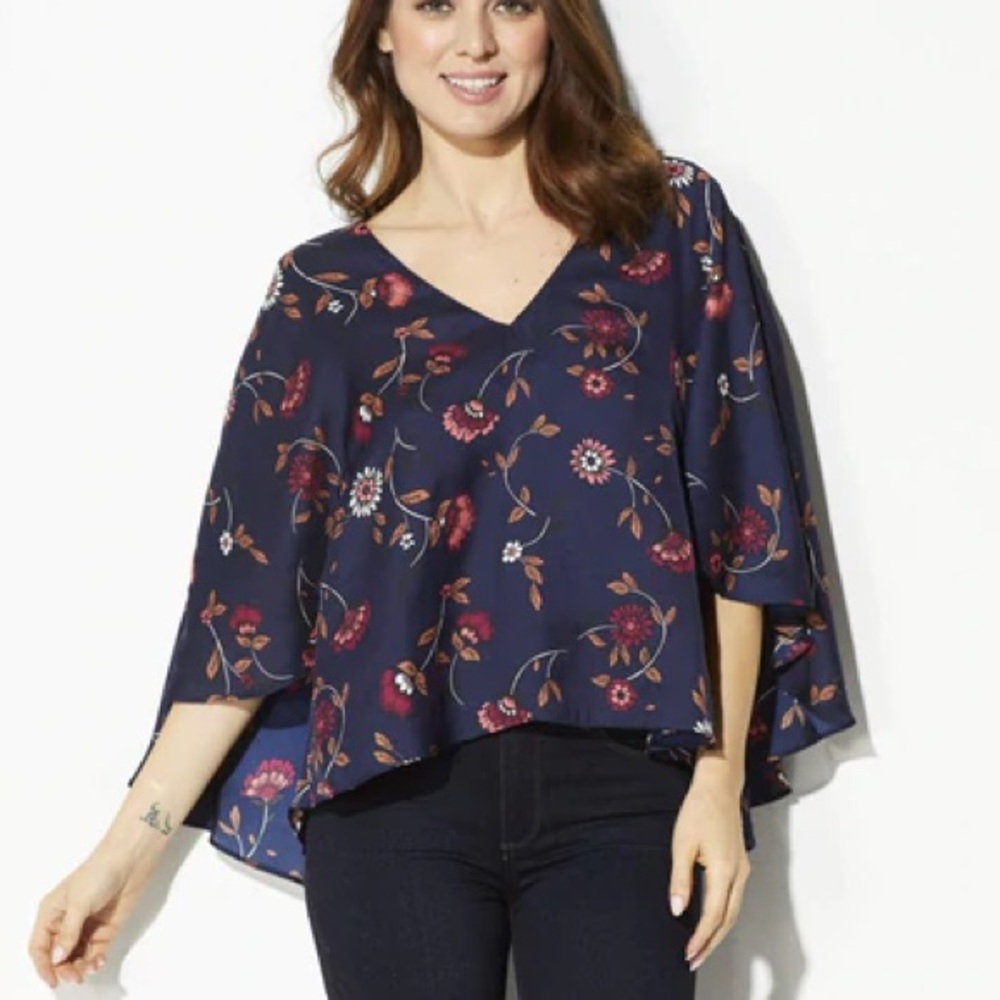 Cupcakes & Cashmere Floral Cape Top